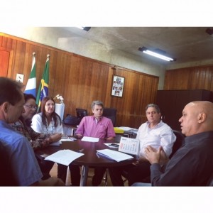 reunião comitê de atualização